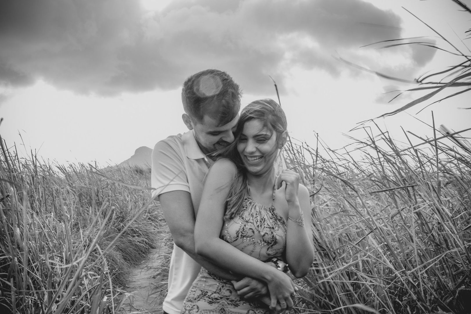 Foto Cesar e Thaina Foto Cesar e Thaina - Imagem 1