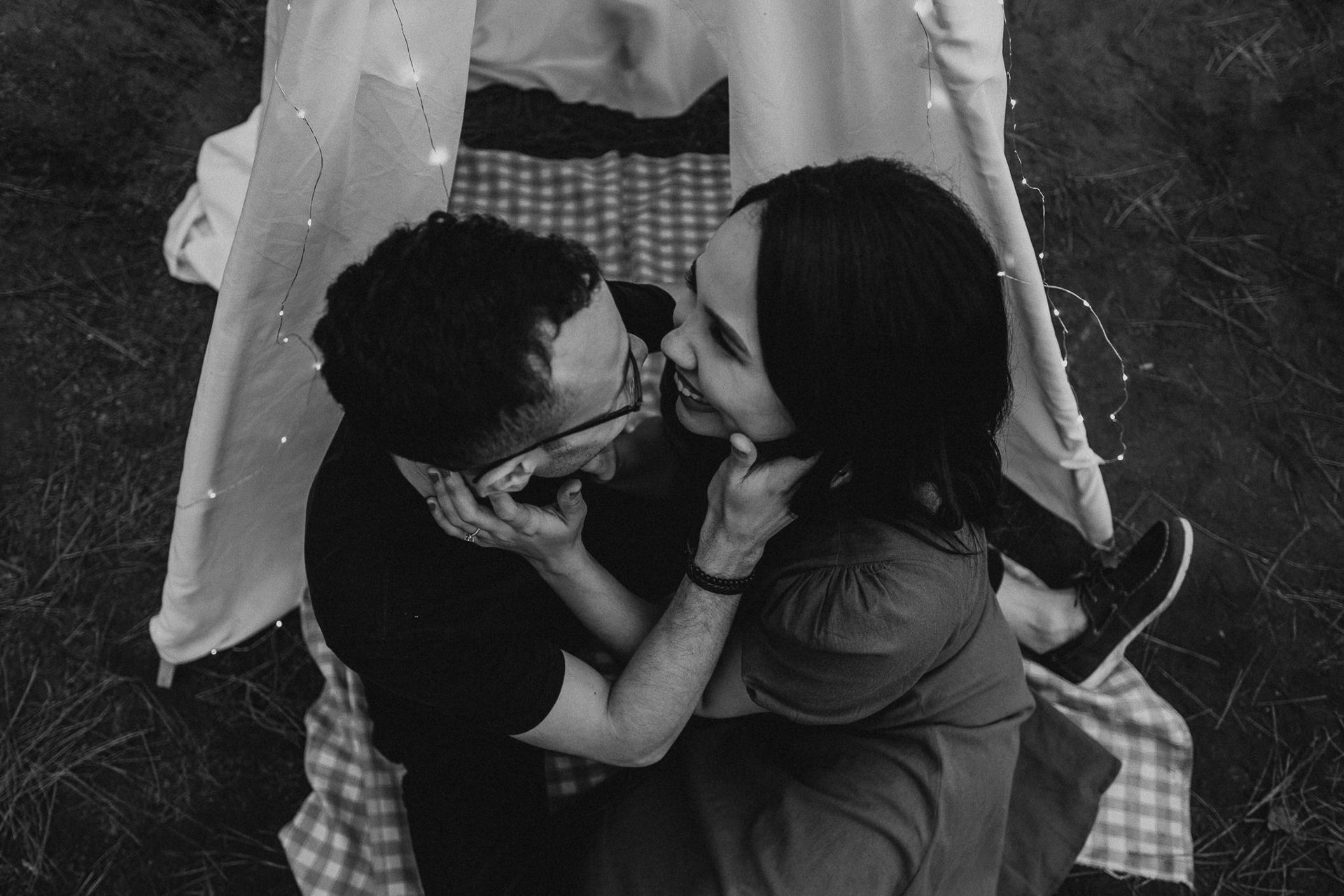 Foto ENSAIO PRÉ WEDDING GABRIEL E THAY, PETRÓPOLIS - RJ, ENSAIO DOS PINHEIROS - Imagem 10