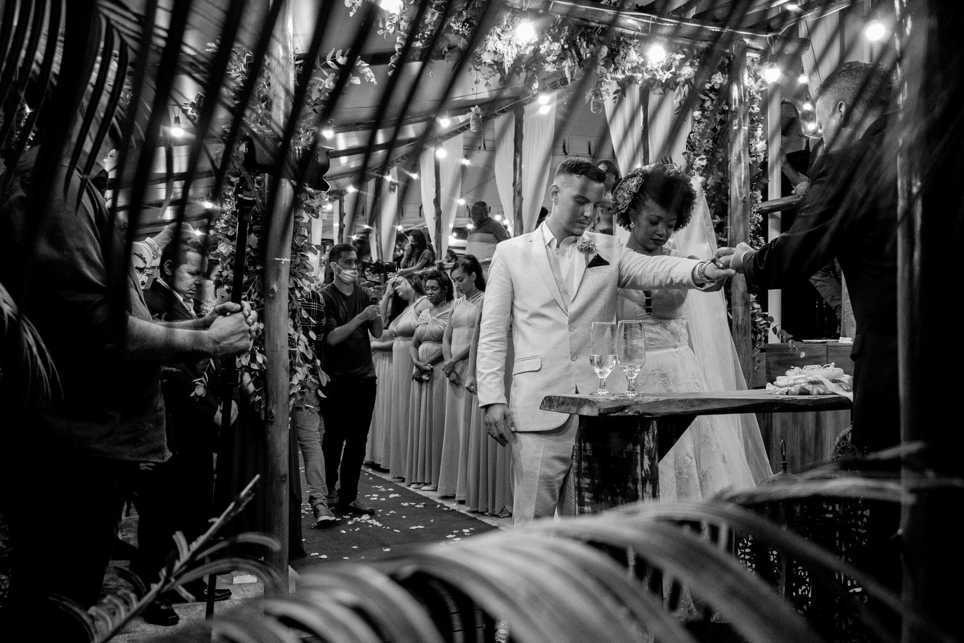 Foto CASAMENTO A NOITE DAY E VITOR, JARDIM MARGARÇA EVENTOS CAMPO GRANDE -RJ Foto CASAMENTO A NOITE DAY E VITOR, JARDIM MARGARÇA EVENTOS CAMPO GRANDE -RJ - Imagem 73