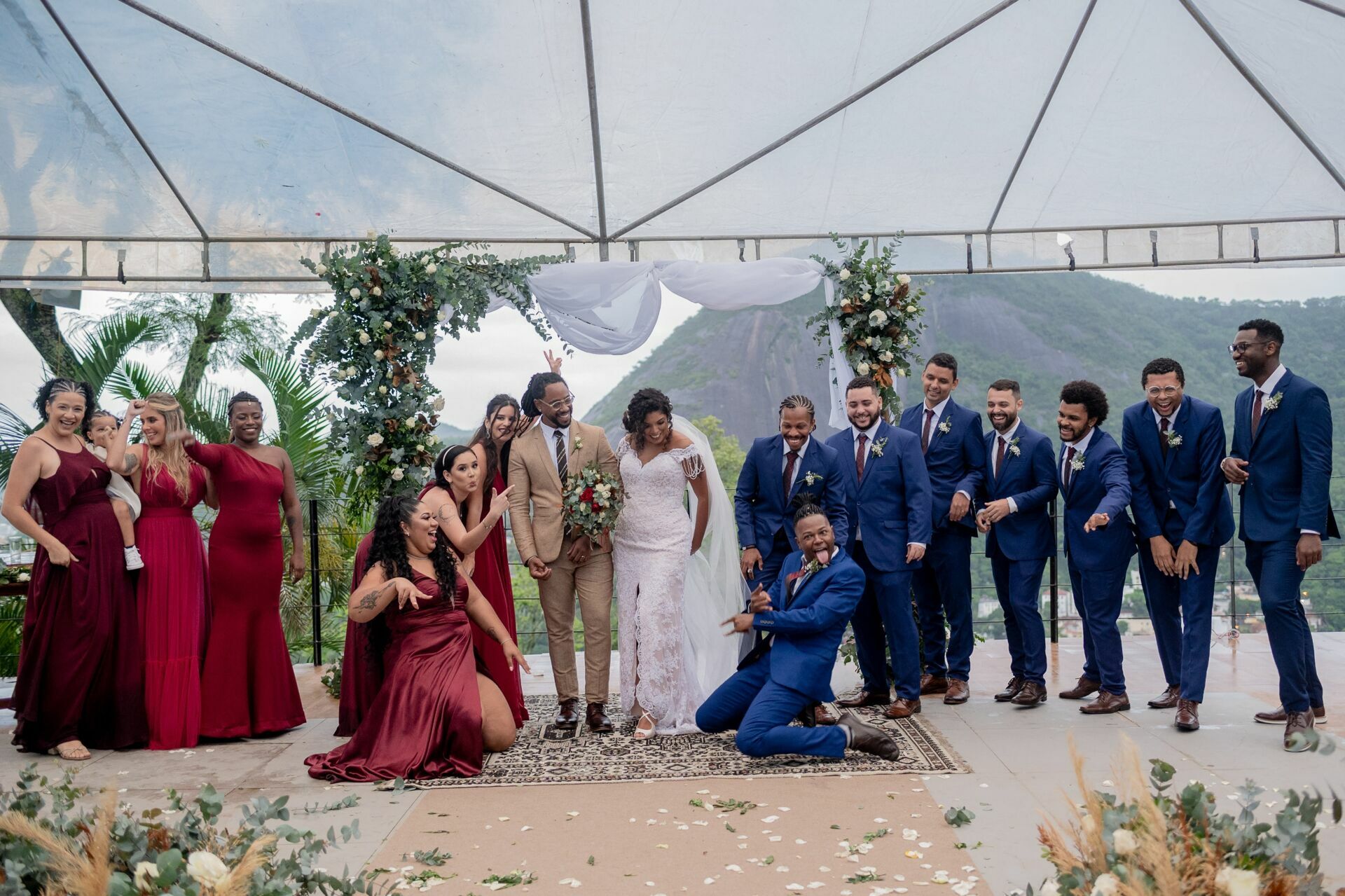 Foto MARCELLE E FELIPE CASANDO EM SANTA TEREZA, SOLAR DO ALTO - RJ - Imagem 91