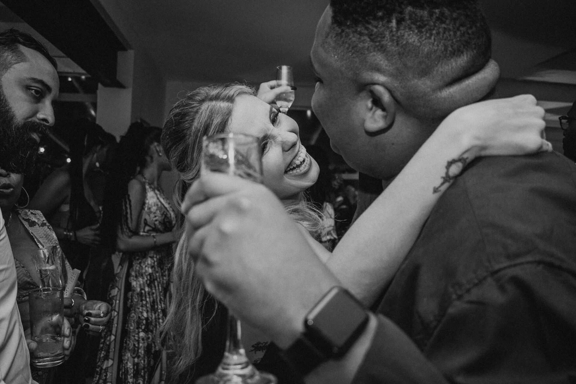 Foto MARCELLE E FELIPE CASANDO EM SANTA TEREZA, SOLAR DO ALTO - RJ - Imagem 98