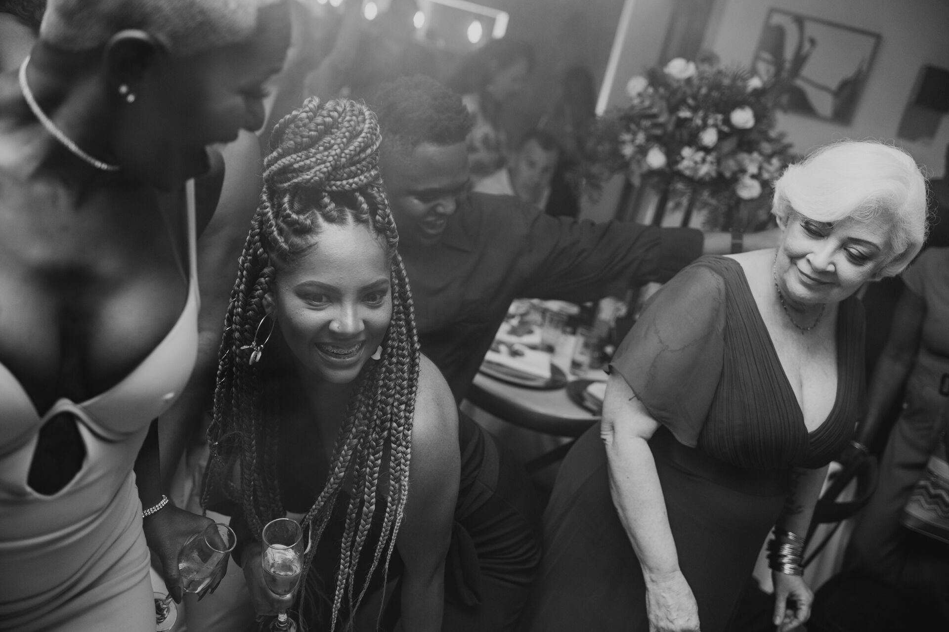 Foto MARCELLE E FELIPE CASANDO EM SANTA TEREZA, SOLAR DO ALTO - RJ - Imagem 110