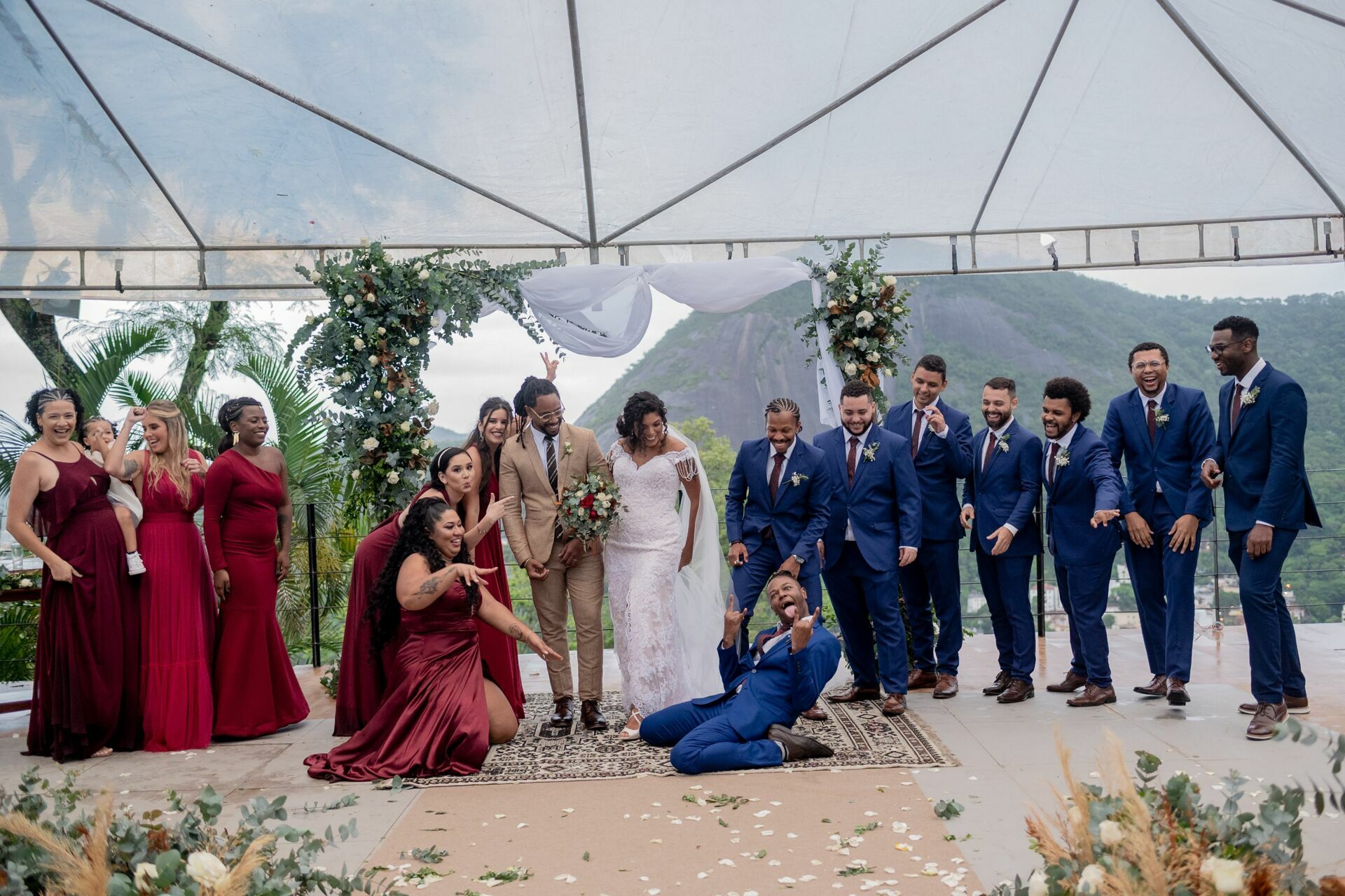 Foto MARCELLE E FELIPE CASANDO EM SANTA TEREZA, SOLAR DO ALTO - RJ - Imagem 92