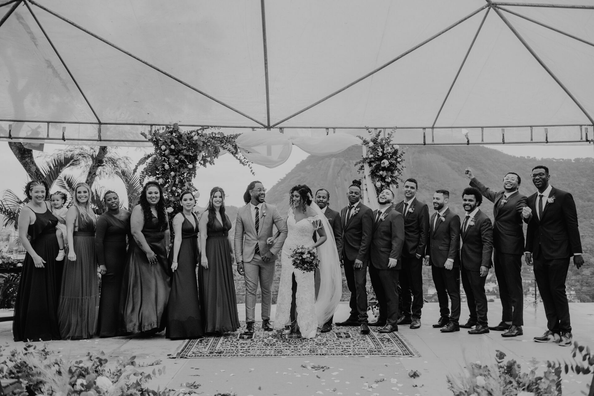 Foto MARCELLE E FELIPE CASANDO EM SANTA TEREZA, SOLAR DO ALTO - RJ - Imagem 90