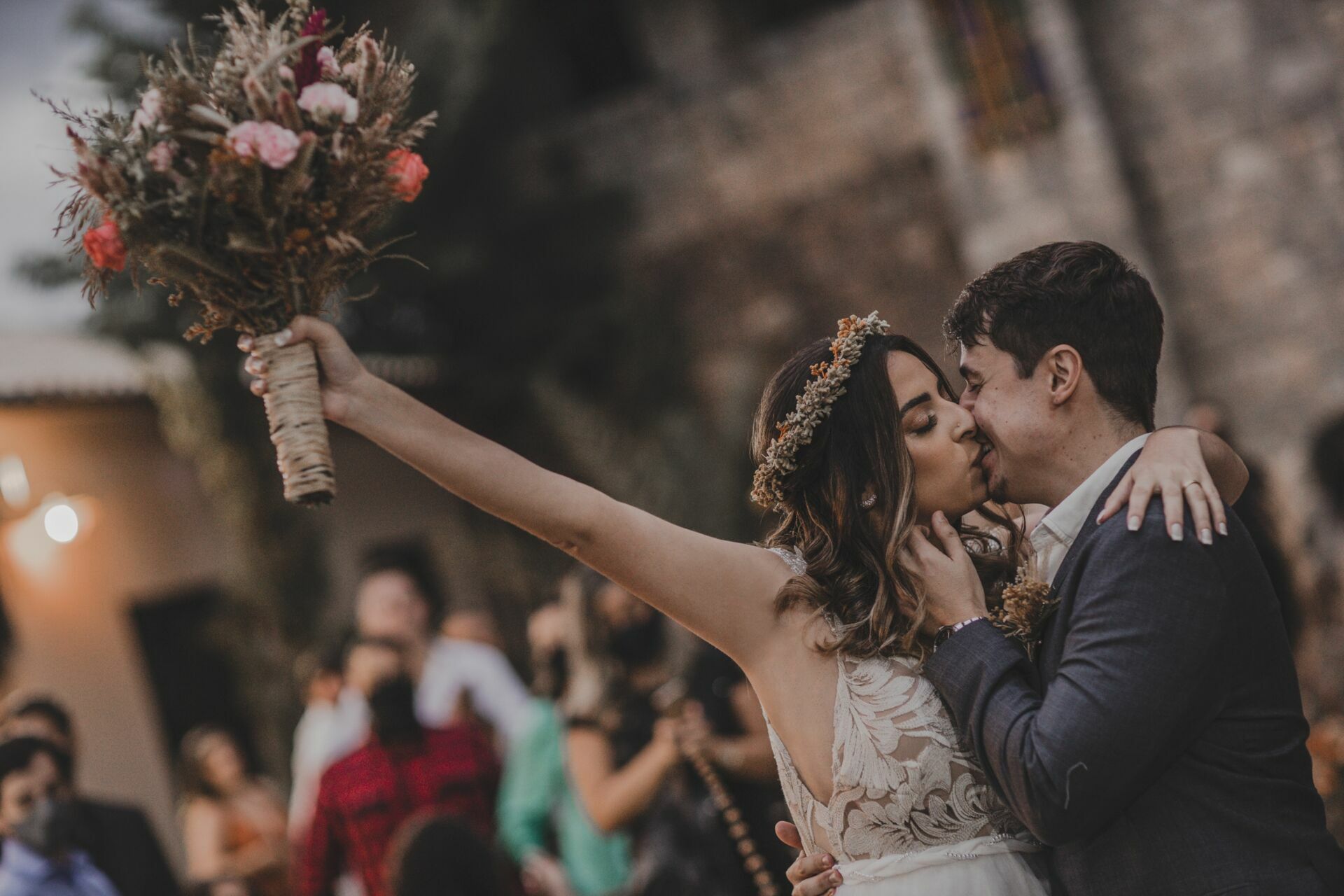Foto CASAMENTO FIM DE TARDE, TICHO HOUSE SANTA CRUZ DA SERRA - RJ - Imagem 37