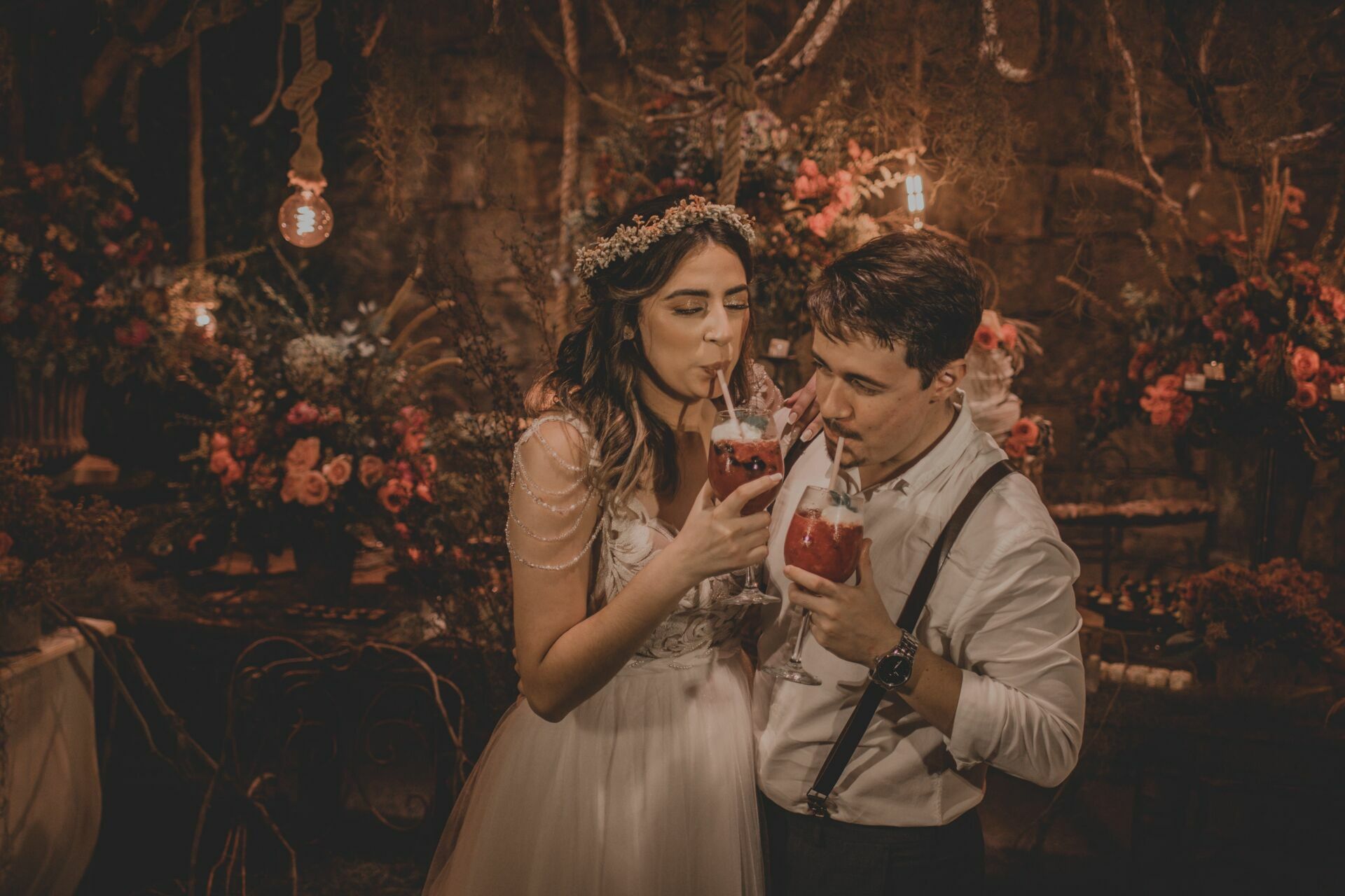 Foto CASAMENTO FIM DE TARDE, TICHO HOUSE SANTA CRUZ DA SERRA - RJ - Imagem 48