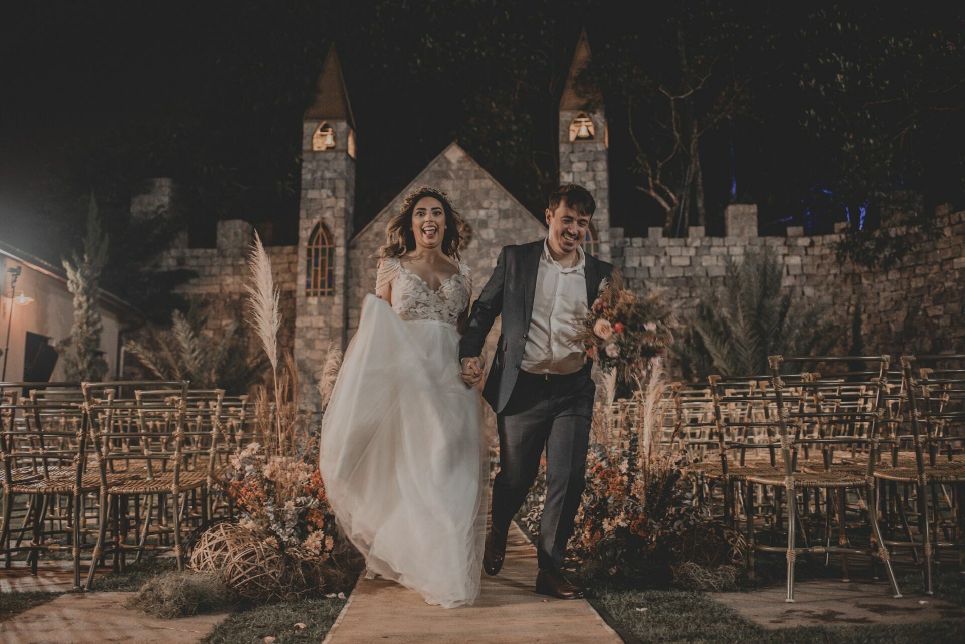 Foto CASAMENTO FIM DE TARDE, TICHO HOUSE SANTA CRUZ DA SERRA - RJ - Imagem 52