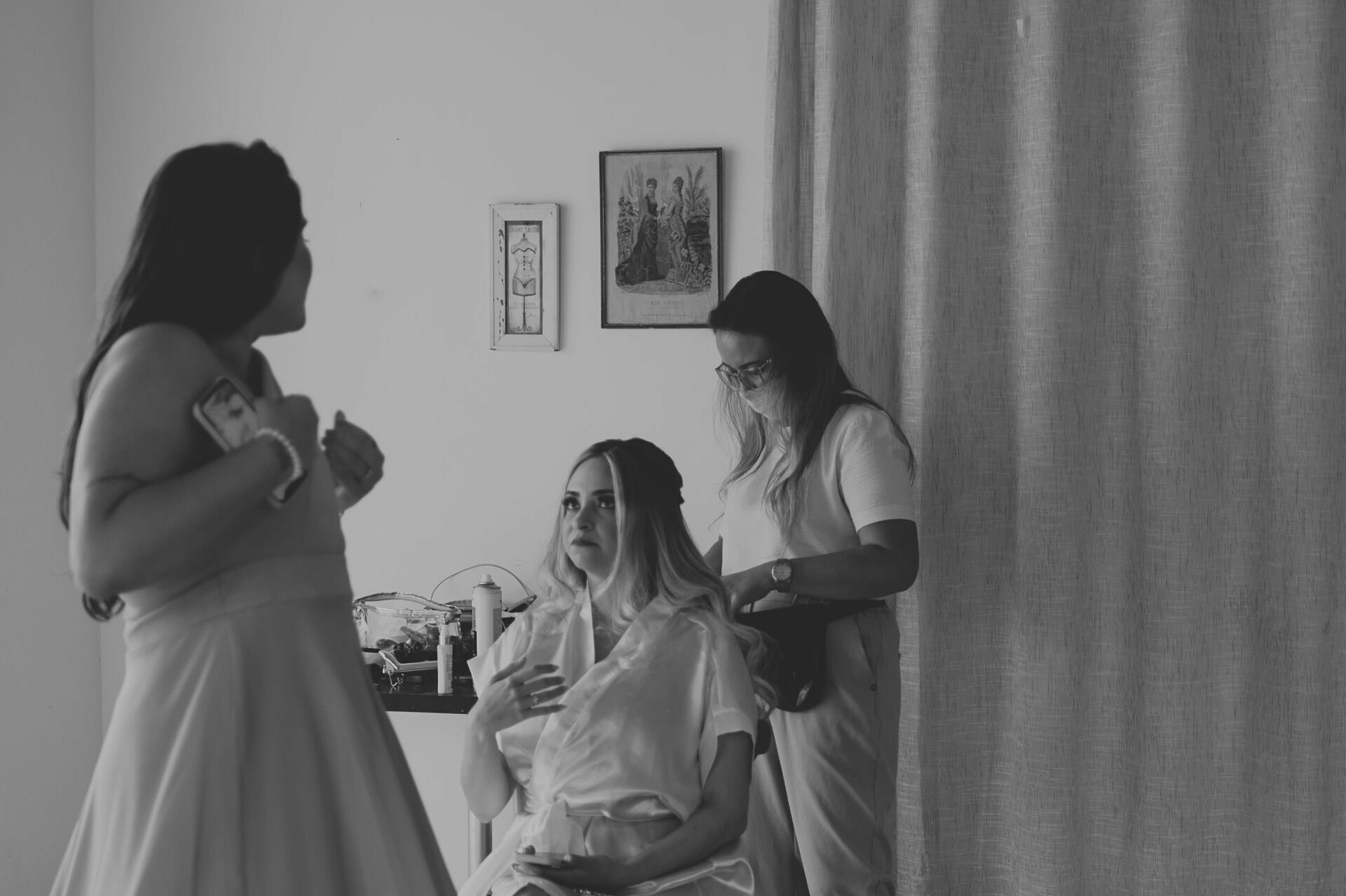 Foto CASAMENTO A NOITE CAROL E GABRIEL, CHALÉ ENFESTA SANTA CRUZ DA SERRA - RJ Foto CASAMENTO A NOITE CAROL E GABRIEL, CHALÉ ENFESTA SANTA CRUZ DA SERRA - RJ - Imagem 1