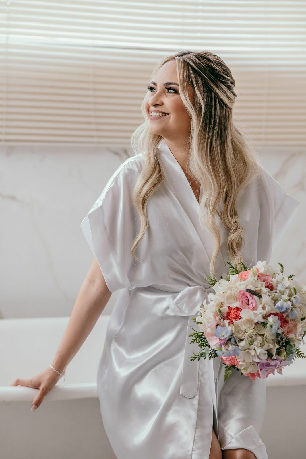 Foto CASAMENTO A NOITE CAROL E GABRIEL, CHALÉ ENFESTA SANTA CRUZ DA SERRA - RJ Foto CASAMENTO A NOITE CAROL E GABRIEL, CHALÉ ENFESTA SANTA CRUZ DA SERRA - RJ - Imagem 6