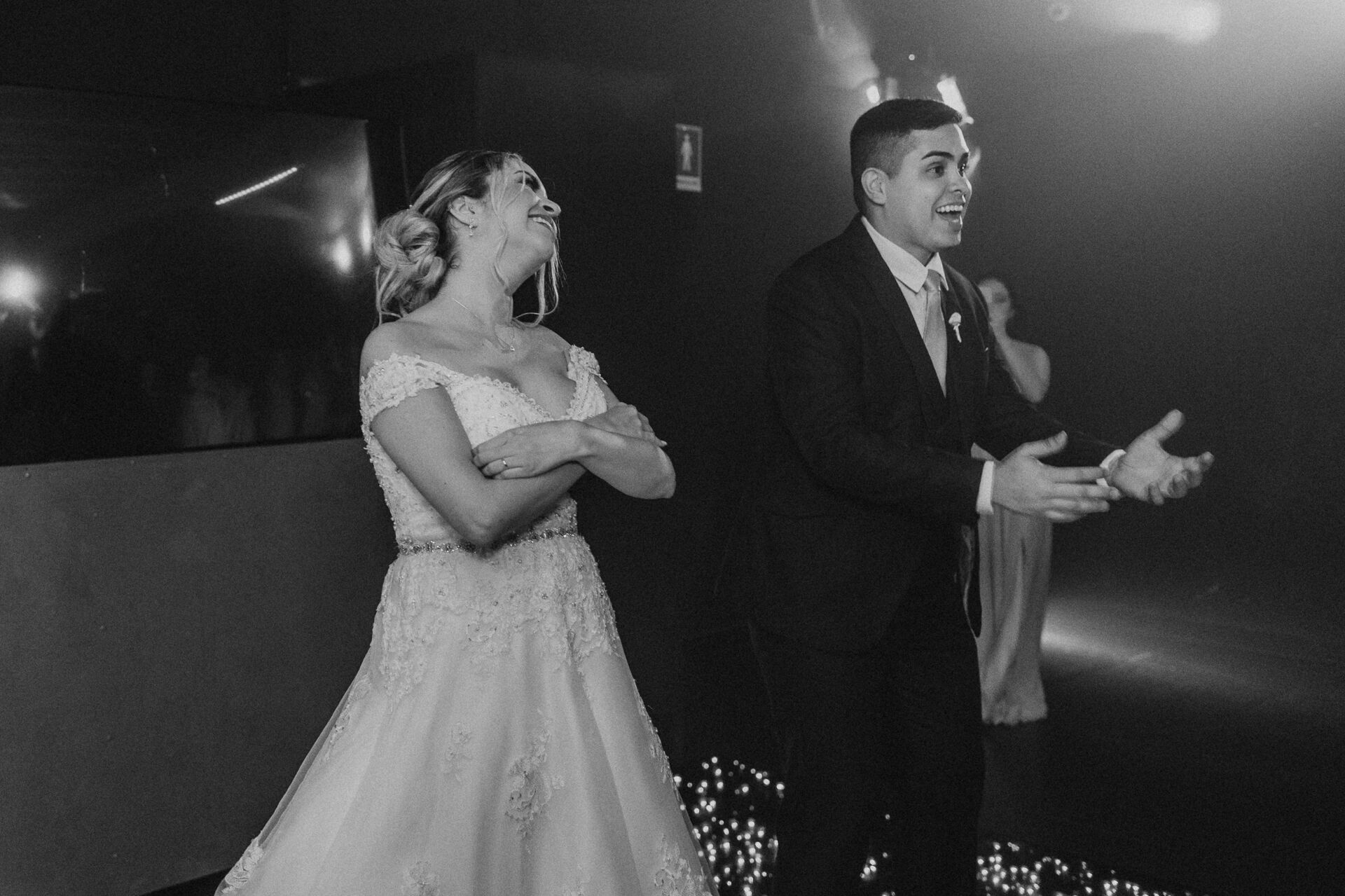 Foto CASAMENTO A NOITE CAROL E GABRIEL, CHALÉ ENFESTA SANTA CRUZ DA SERRA - RJ Foto CASAMENTO A NOITE CAROL E GABRIEL, CHALÉ ENFESTA SANTA CRUZ DA SERRA - RJ - Imagem 68