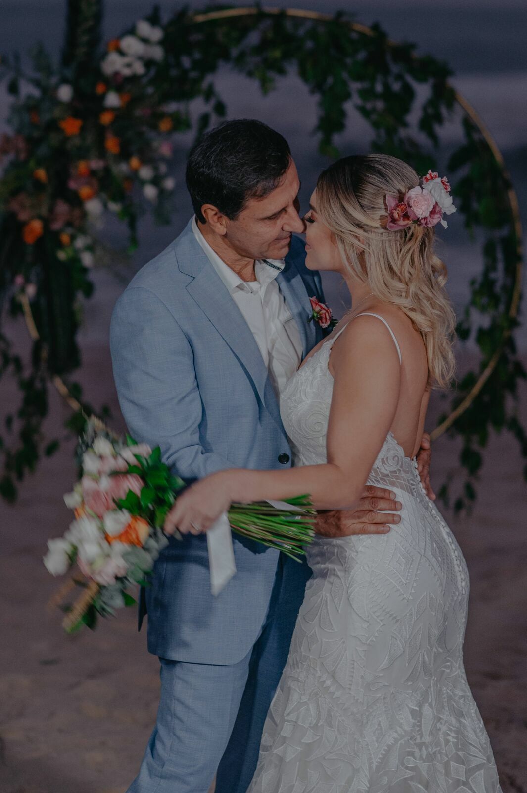 Foto MINI WEDDING NA PRAIA, QUIOSQUE ISLA BARRA DA TIJUCA - RJ Foto MINI WEDDING NA PRAIA, QUIOSQUE ISLA BARRA DA TIJUCA - RJ - Imagem 61