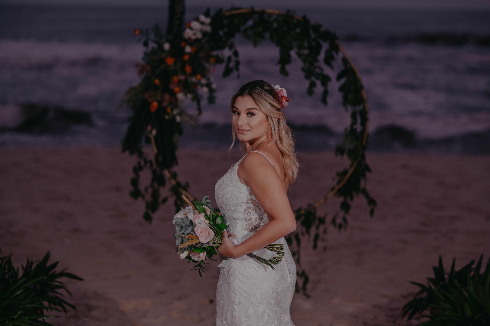 Foto MINI WEDDING NA PRAIA, QUIOSQUE ISLA BARRA DA TIJUCA - RJ Foto MINI WEDDING NA PRAIA, QUIOSQUE ISLA BARRA DA TIJUCA - RJ - Imagem 59