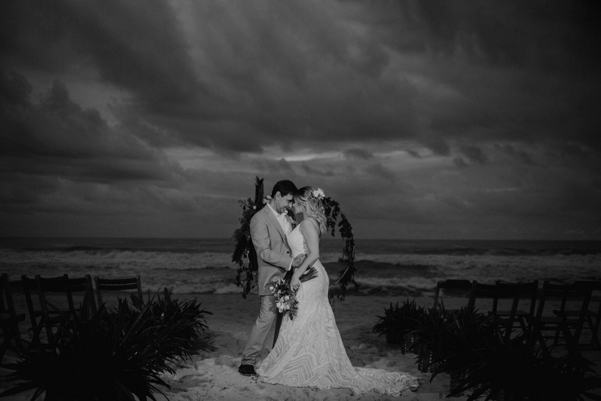 Foto MINI WEDDING NA PRAIA, QUIOSQUE ISLA BARRA DA TIJUCA - RJ Foto MINI WEDDING NA PRAIA, QUIOSQUE ISLA BARRA DA TIJUCA - RJ - Imagem 72