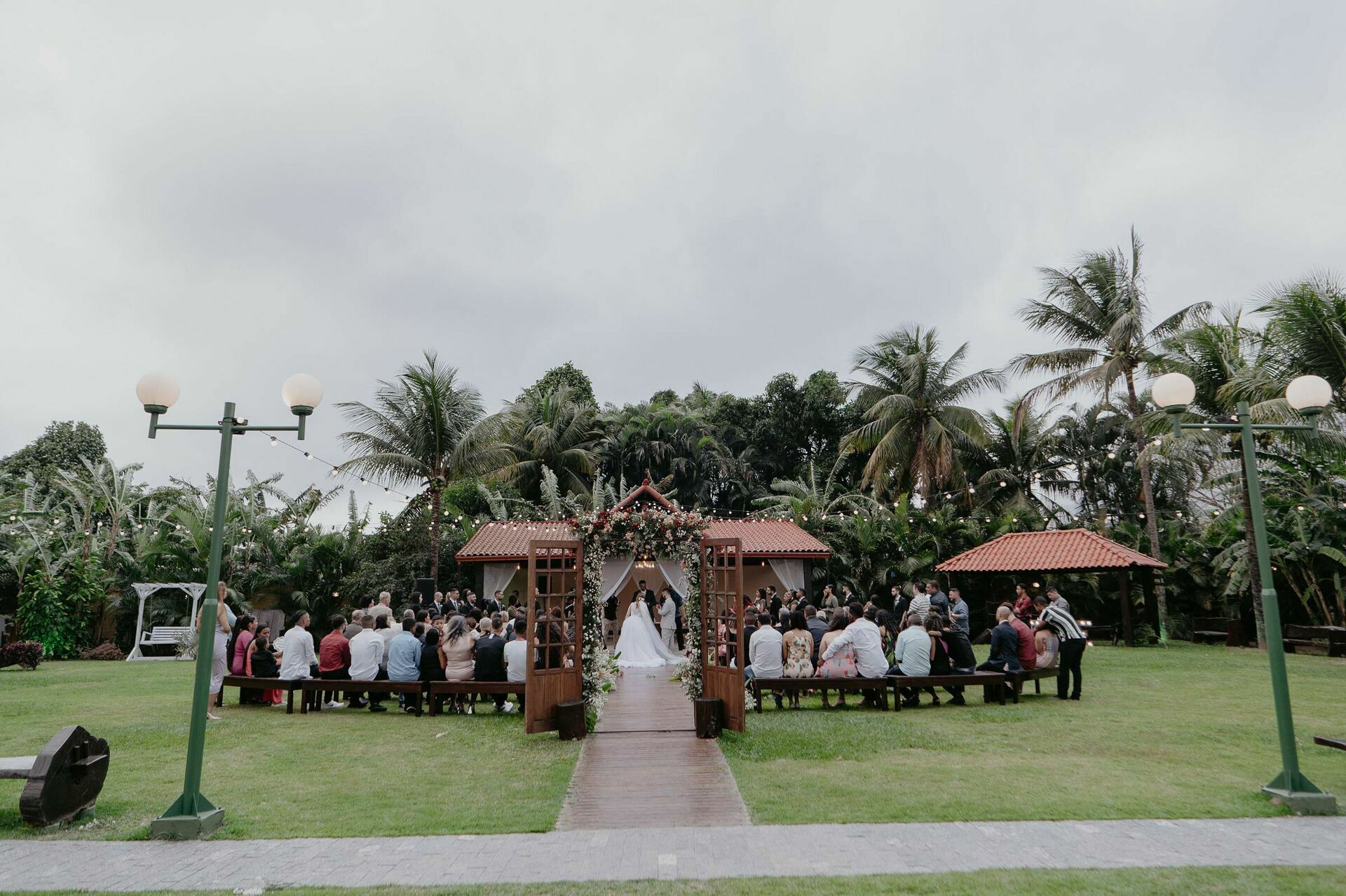 Foto CASAMENTO RAQUEL E RENNAN, SITIO RECANTO DE MEL, NOVA IGUAÇU - RJ - Imagem 42