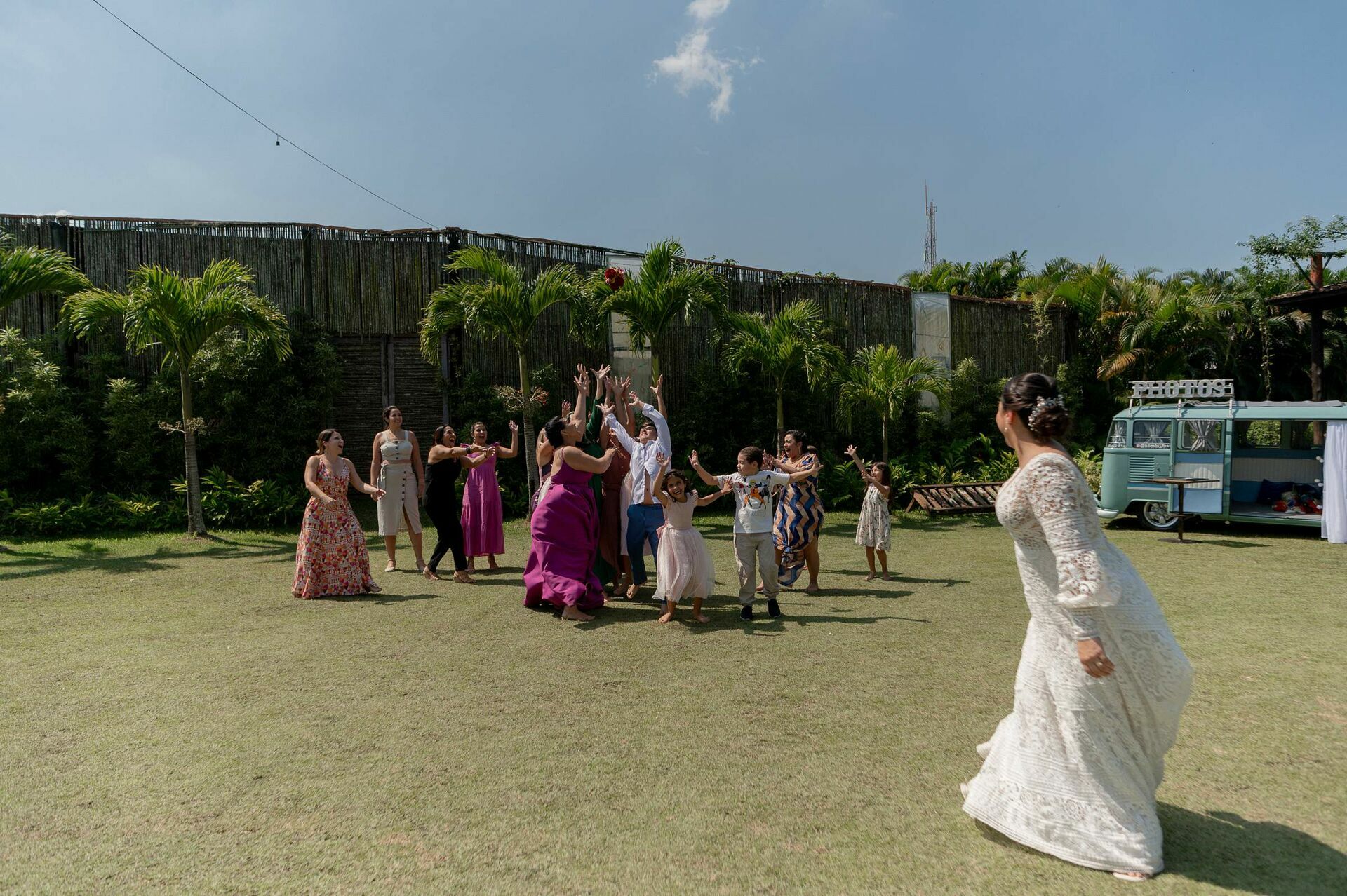 Foto CASAMENTO ROBERTA E FERNANDO,  GRAND HYATT, PAROQUIA MONTSERRATE, HORTOCULTURAL  SANTO ANTONIO, VARGEM GRANDE -RJ  - Imagem 104
