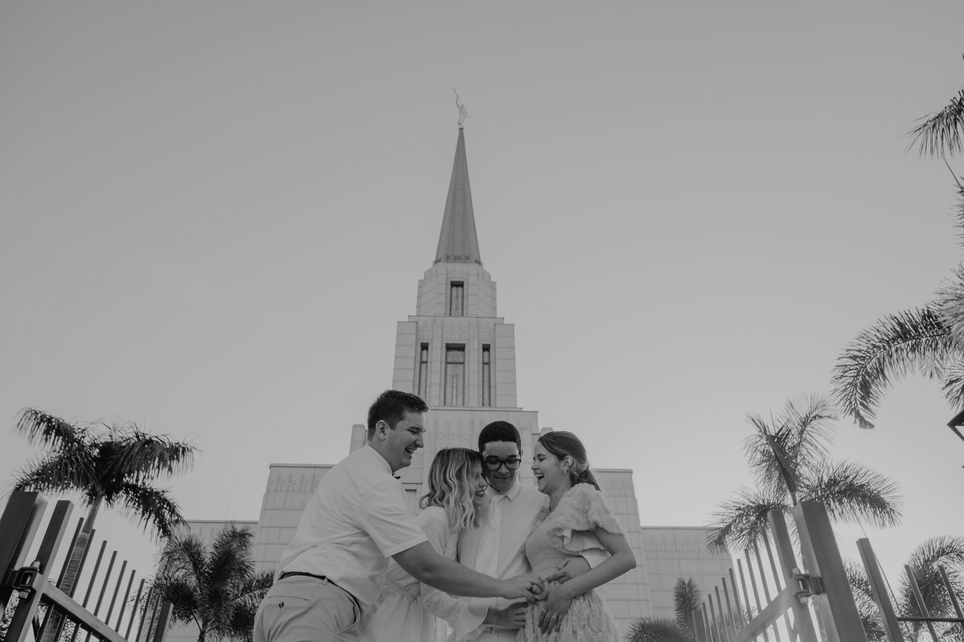 Foto PRÉ CASAMENTO LUIZA E HELAMÃ, A IGREJA DE JESUS CRISTO DOS SANTOS DOS ÚLTIMOS DIAS, SUD - BARRA DA TIJUCA -RS Foto PRÉ CASAMENTO LUIZA E HELAMÃ, A IGREJA DE JESUS CRISTO DOS SANTOS DOS ÚLTIMOS DIAS, SUD - BARRA DA TIJUCA -RS - Imagem 7