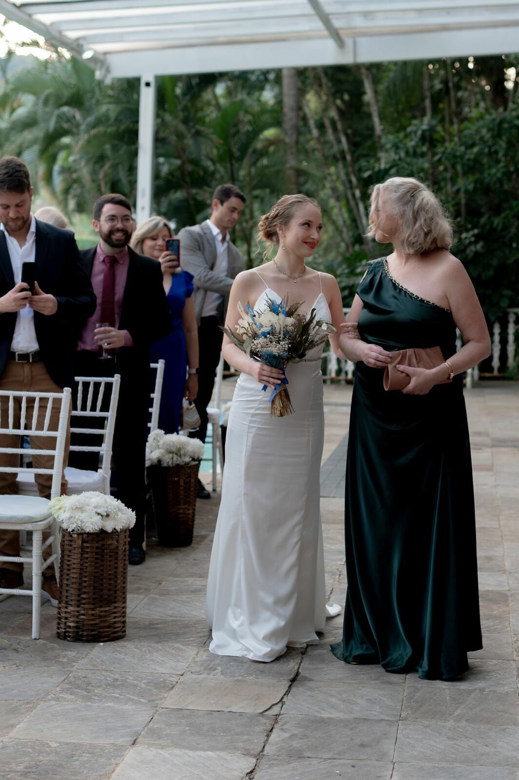 Foto CASAMENTO AMANADA E PAULO, SOLAR DE GRAÇÃO EVENTOS NITERÓI - RJ - Imagem 26