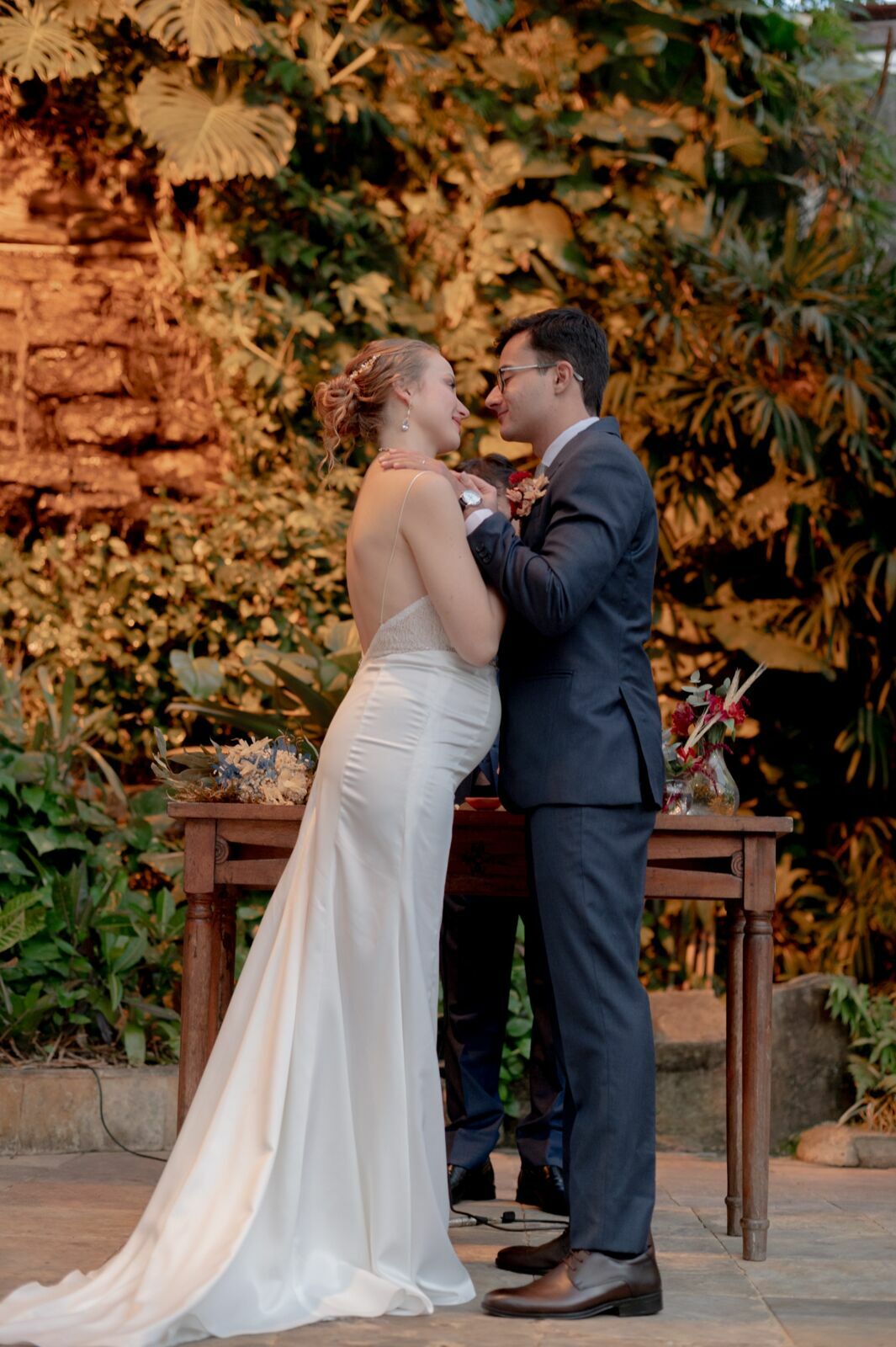Foto CASAMENTO AMANADA E PAULO, SOLAR DE GRAÇÃO EVENTOS NITERÓI - RJ - Imagem 40