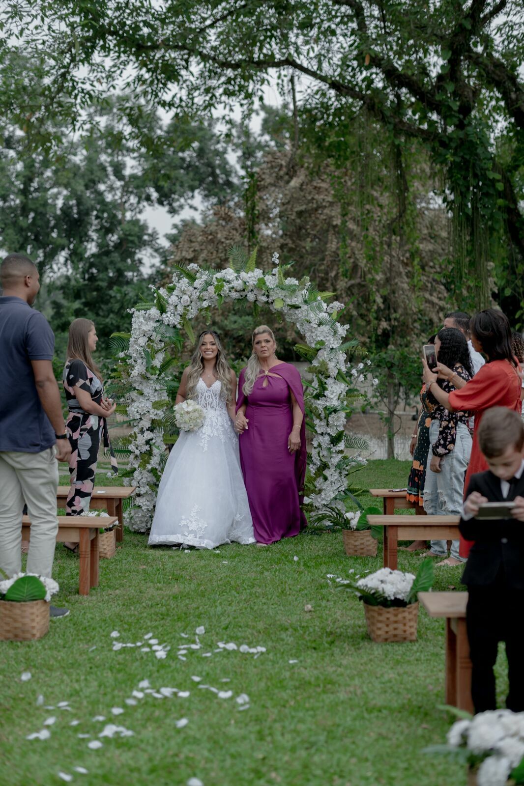 Foto CASAMENTO SITIO DONA BELLA, NOVA IGUAÇU, EVELYN E PEDRO, RIO DE JANEIRO - RJ Foto CASAMENTO SITIO DONA BELLA, NOVA IGUAÇU, EVELYN E PEDRO, RIO DE JANEIRO - RJ - Imagem 37