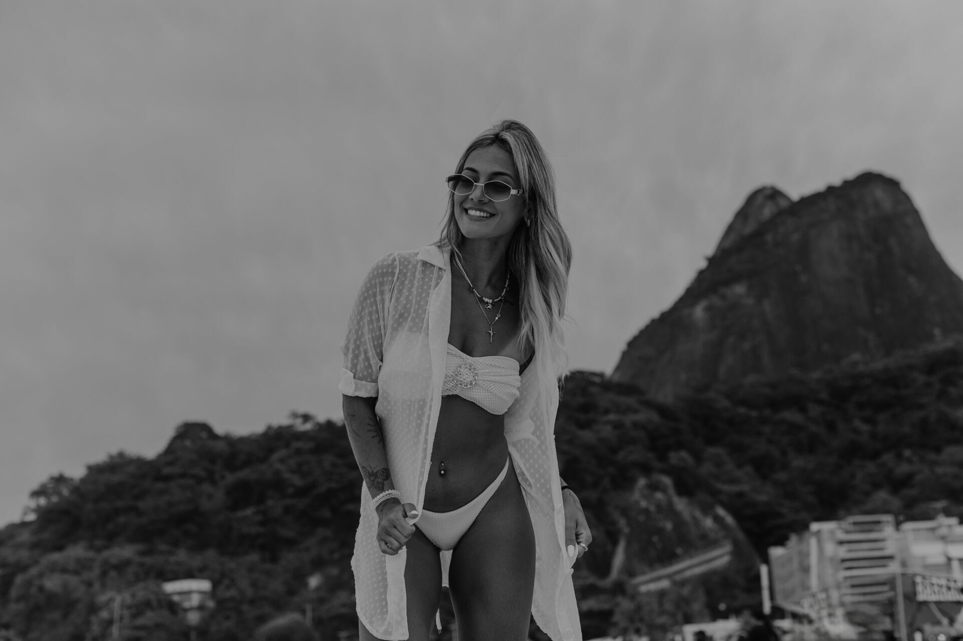 Foto ENSAIO FEMININO ENTARDECER NA PRAIA, LEBLON - RJ Foto ENSAIO FEMININO ENTARDECER NA PRAIA, LEBLON - RJ - Imagem 0