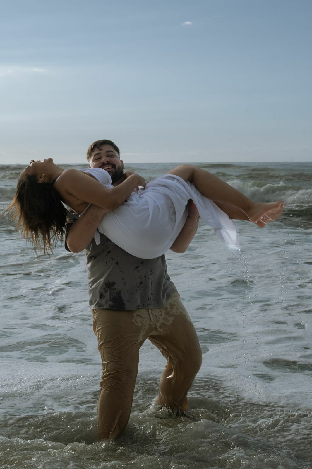 Foto ENSAIO CASAL NO NASCER DO SOL, LUKAS E LORENA, PRAINHA RECREIO DOS BANDEIRANTES - RJ Foto ENSAIO CASAL NO NASCER DO SOL, LUKAS E LORENA, PRAINHA RECREIO DOS BANDEIRANTES - RJ - Imagem 35