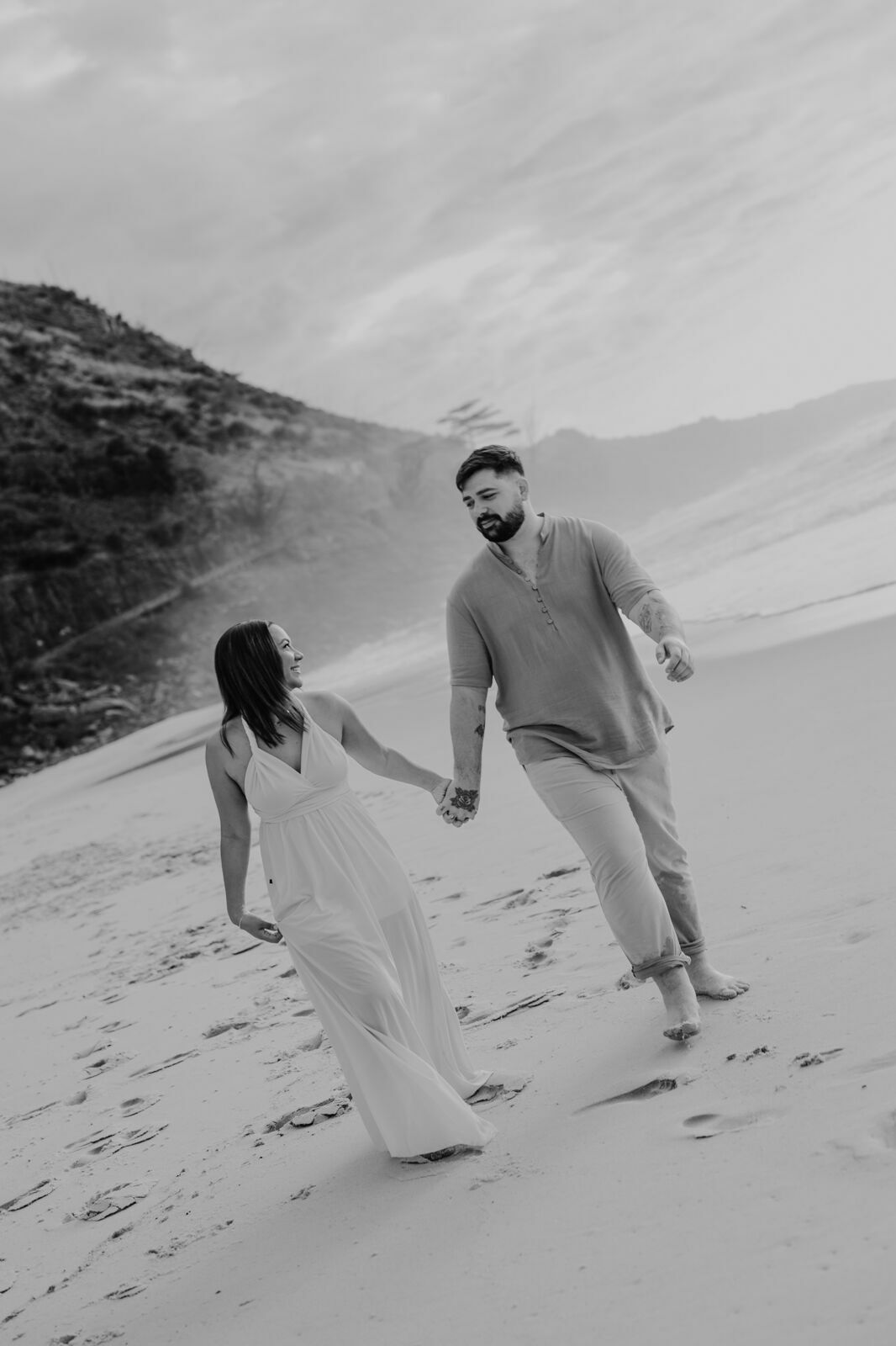 Foto ENSAIO CASAL NO NASCER DO SOL, LUKAS E LORENA, PRAINHA RECREIO DOS BANDEIRANTES - RJ Foto ENSAIO CASAL NO NASCER DO SOL, LUKAS E LORENA, PRAINHA RECREIO DOS BANDEIRANTES - RJ - Imagem 23