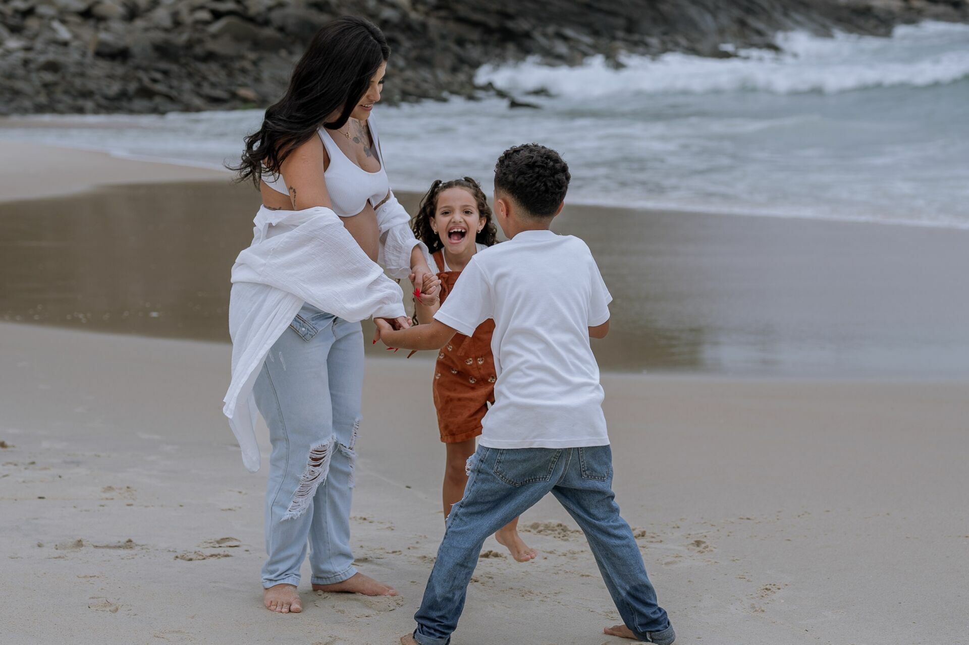 Foto À ESPERA DA CALRA, ENSAIO GESTANTE, PRAINHA - RJ Foto À ESPERA DA CALRA, ENSAIO GESTANTE, PRAINHA - RJ - Imagem 3