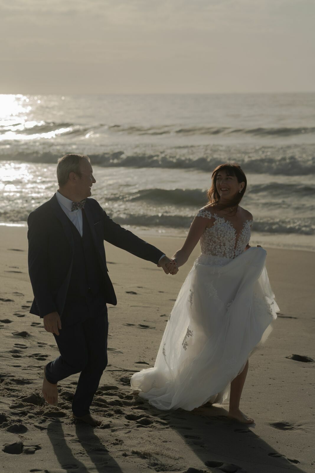 Foto LUA DE MEL NO BRASlL, LANDRY E SABINE, ORLA DE COPACABANA, RIO DE JANEIRO - RJ Foto LUA DE MEL NO BRASlL, LANDRY E SABINE, ORLA DE COPACABANA, RIO DE JANEIRO - RJ - Imagem 2