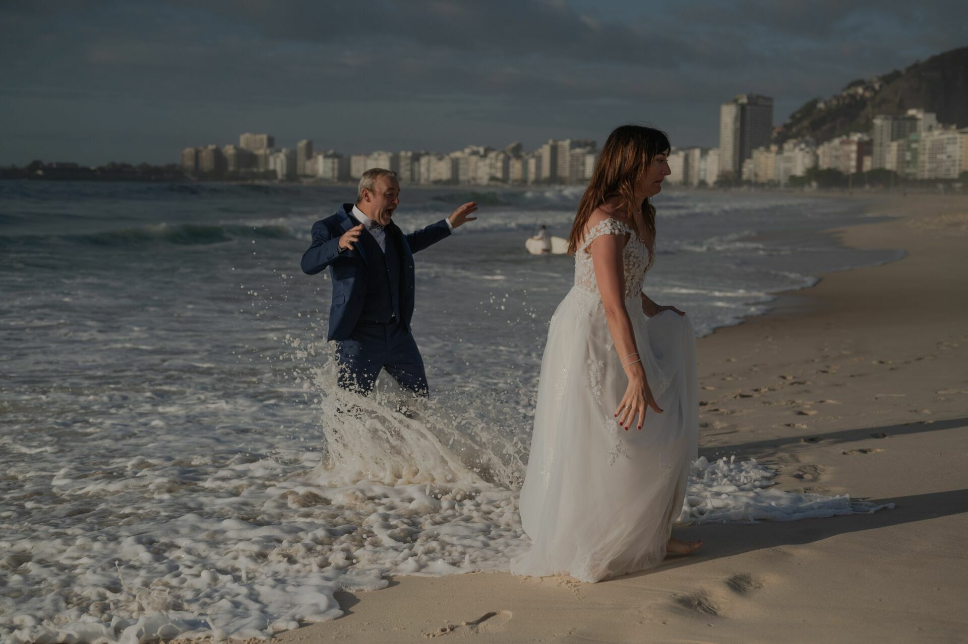 Foto LUA DE MEL NO BRASlL, LANDRY E SABINE, ORLA DE COPACABANA, RIO DE JANEIRO - RJ Foto LUA DE MEL NO BRASlL, LANDRY E SABINE, ORLA DE COPACABANA, RIO DE JANEIRO - RJ - Imagem 24