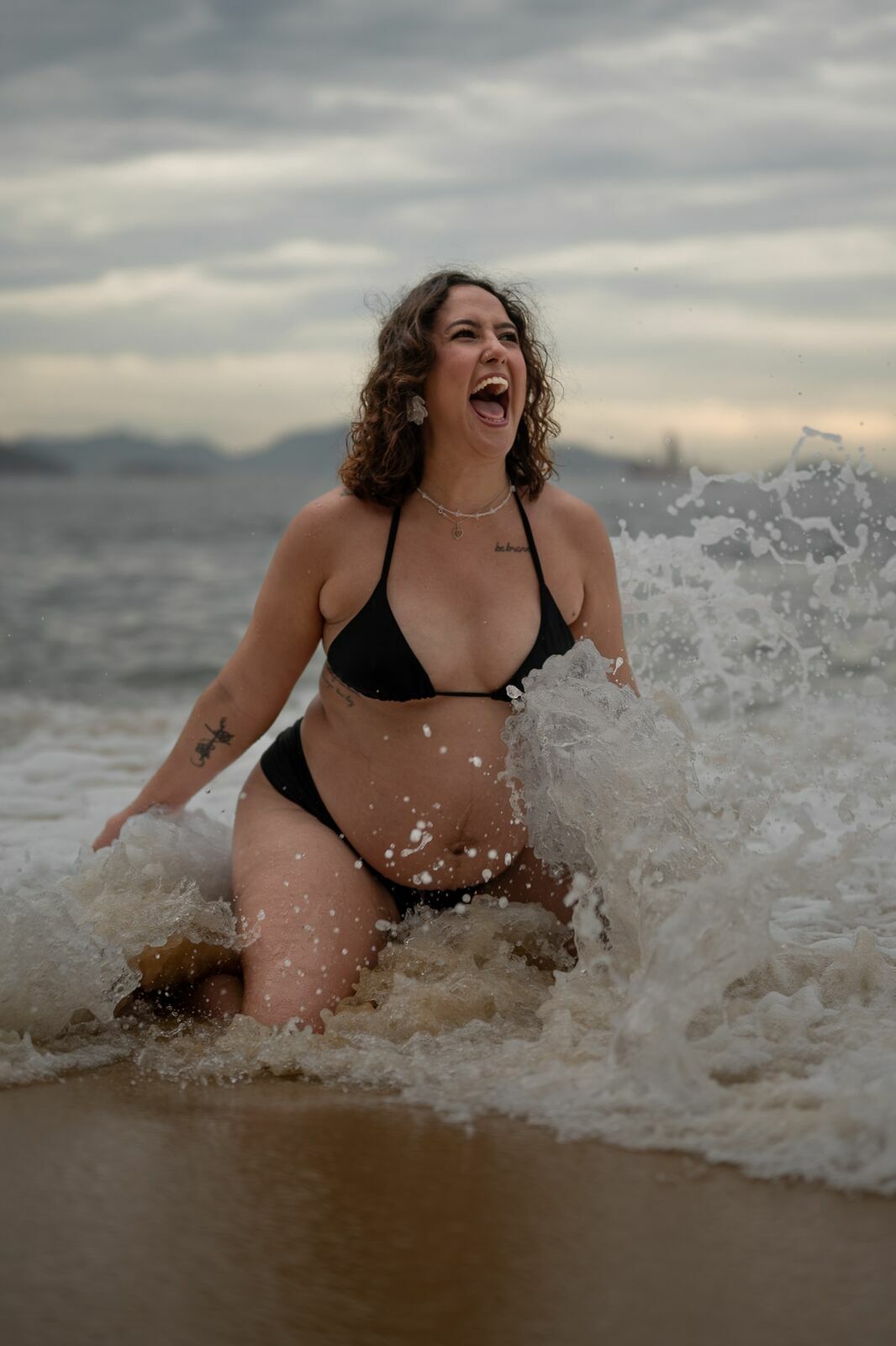 Foto ENSAIO GESTANTE NA PRAIA, PRAIA VERMELHA - RJ Foto ENSAIO GESTANTE NA PRAIA, PRAIA VERMELHA - RJ - Imagem 30