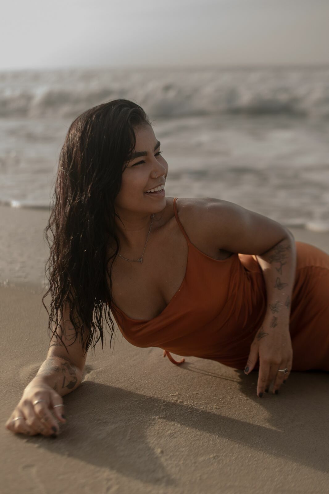 Foto ENSAIO FEMININO NA PRAIA, NASCER DO SOL, RIO DE JANEIRO - RJ - Imagem 3