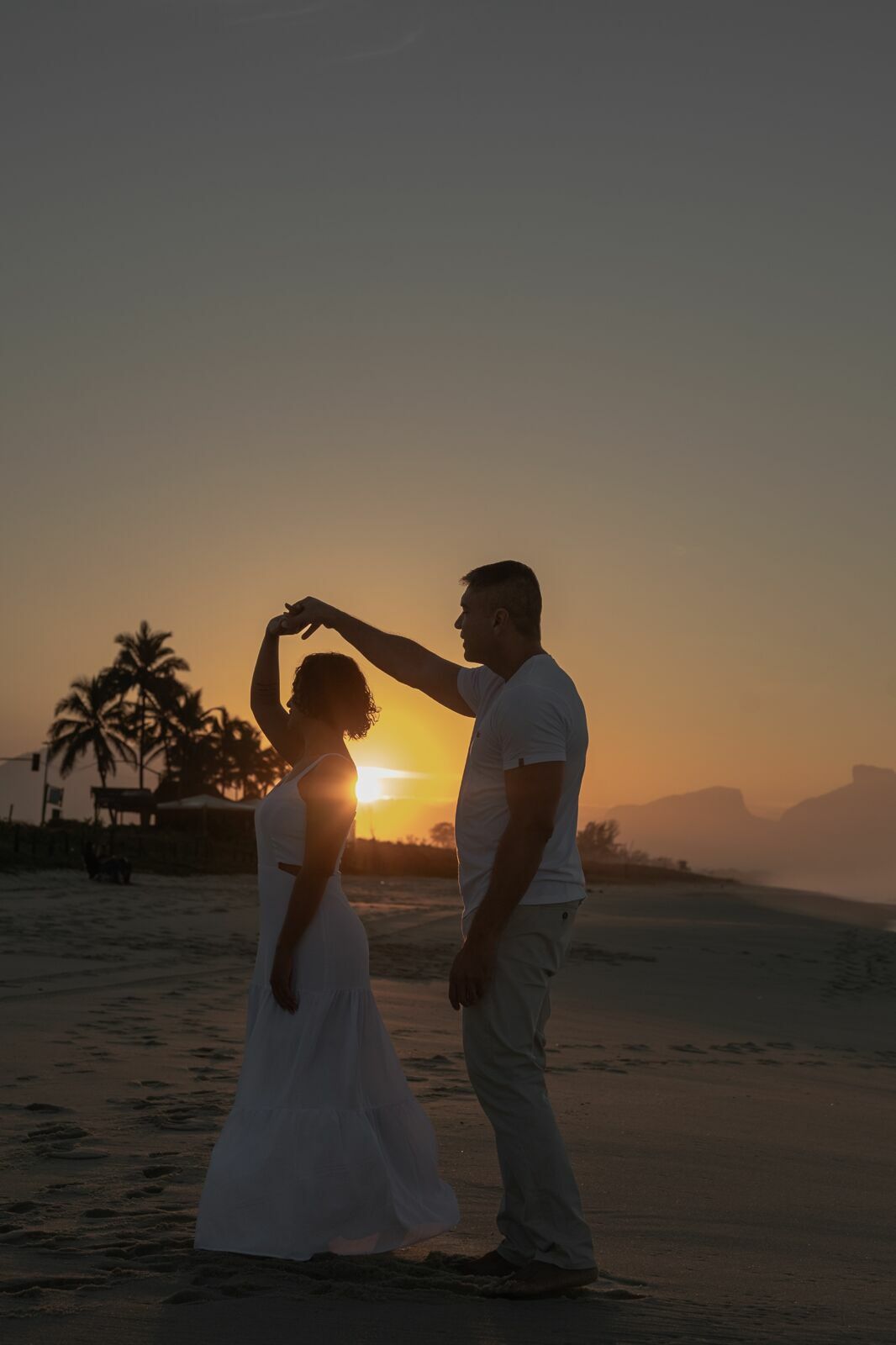 Foto ENSAIO CASAL NASCER DO SOL BARRA DA TIJUCA - RJ Foto ENSAIO CASAL NASCER DO SOL BARRA DA TIJUCA - RJ - Imagem 7