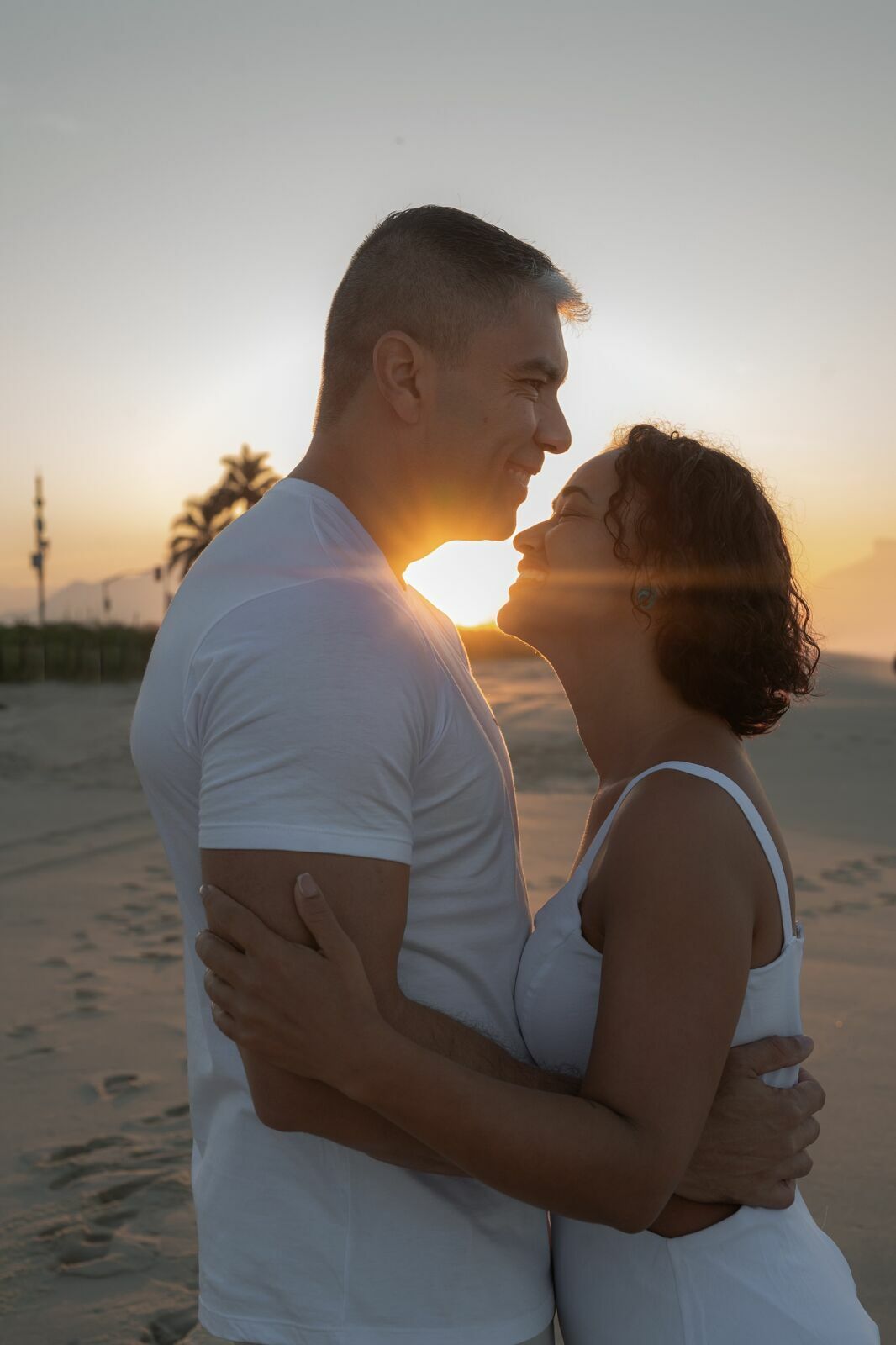 Foto ENSAIO CASAL NASCER DO SOL BARRA DA TIJUCA - RJ Foto ENSAIO CASAL NASCER DO SOL BARRA DA TIJUCA - RJ - Imagem 8