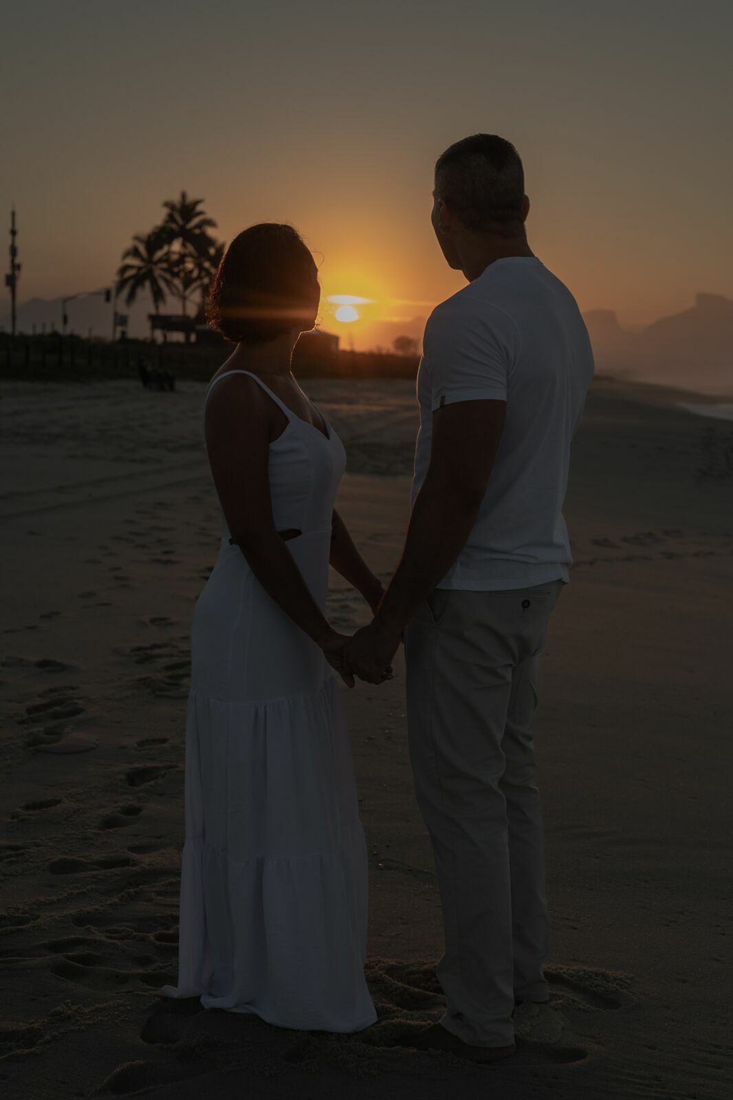 Foto ENSAIO CASAL NASCER DO SOL BARRA DA TIJUCA - RJ Foto ENSAIO CASAL NASCER DO SOL BARRA DA TIJUCA - RJ - Imagem 6