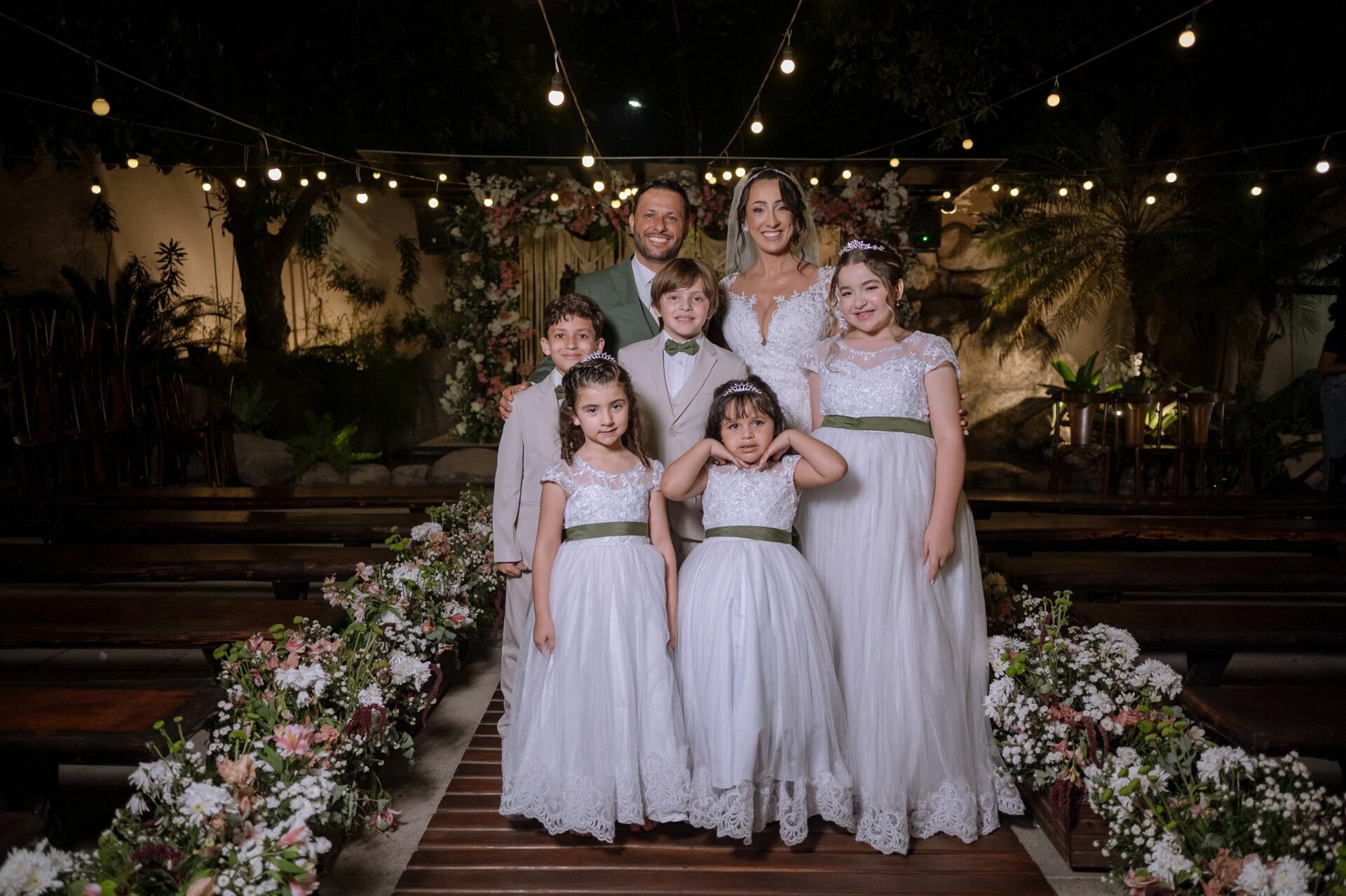 Foto FERNANDA E WESCLEY, CASAMENTO RANCHO VELHO - QUEIMADOS, RJ - Imagem 63