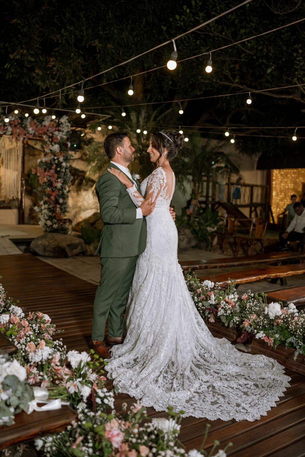 Foto FERNANDA E WESCLEY, CASAMENTO RANCHO VELHO - QUEIMADOS, RJ - Imagem 72