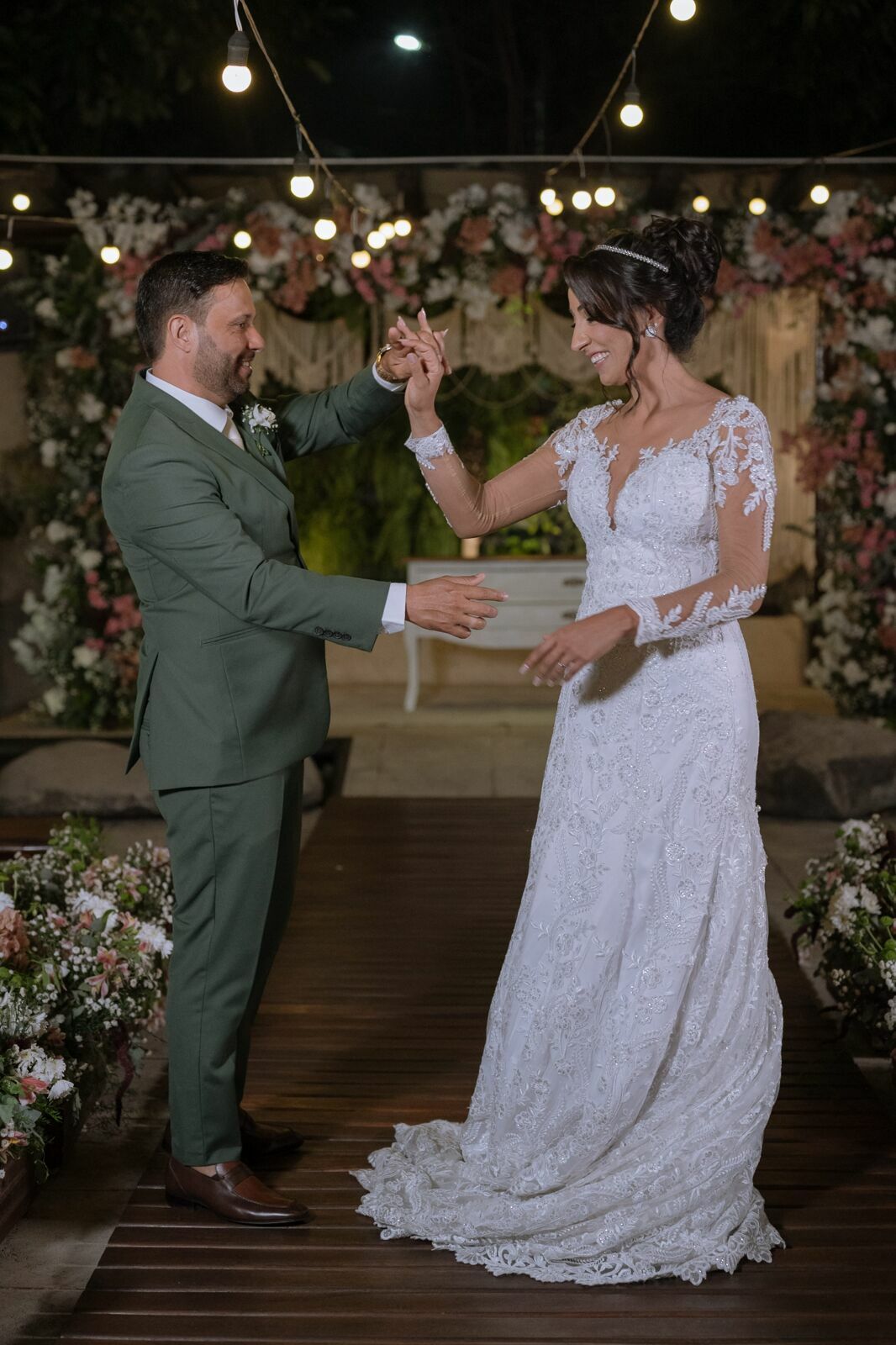 Foto FERNANDA E WESCLEY, CASAMENTO RANCHO VELHO - QUEIMADOS, RJ - Imagem 65