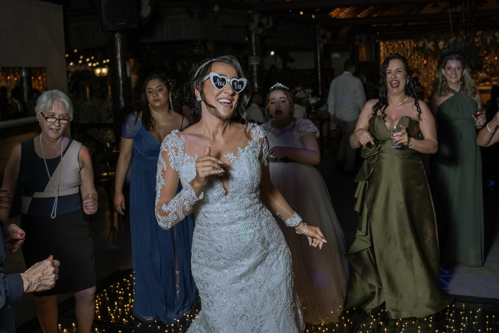 Foto FERNANDA E WESCLEY, CASAMENTO RANCHO VELHO - QUEIMADOS, RJ - Imagem 86