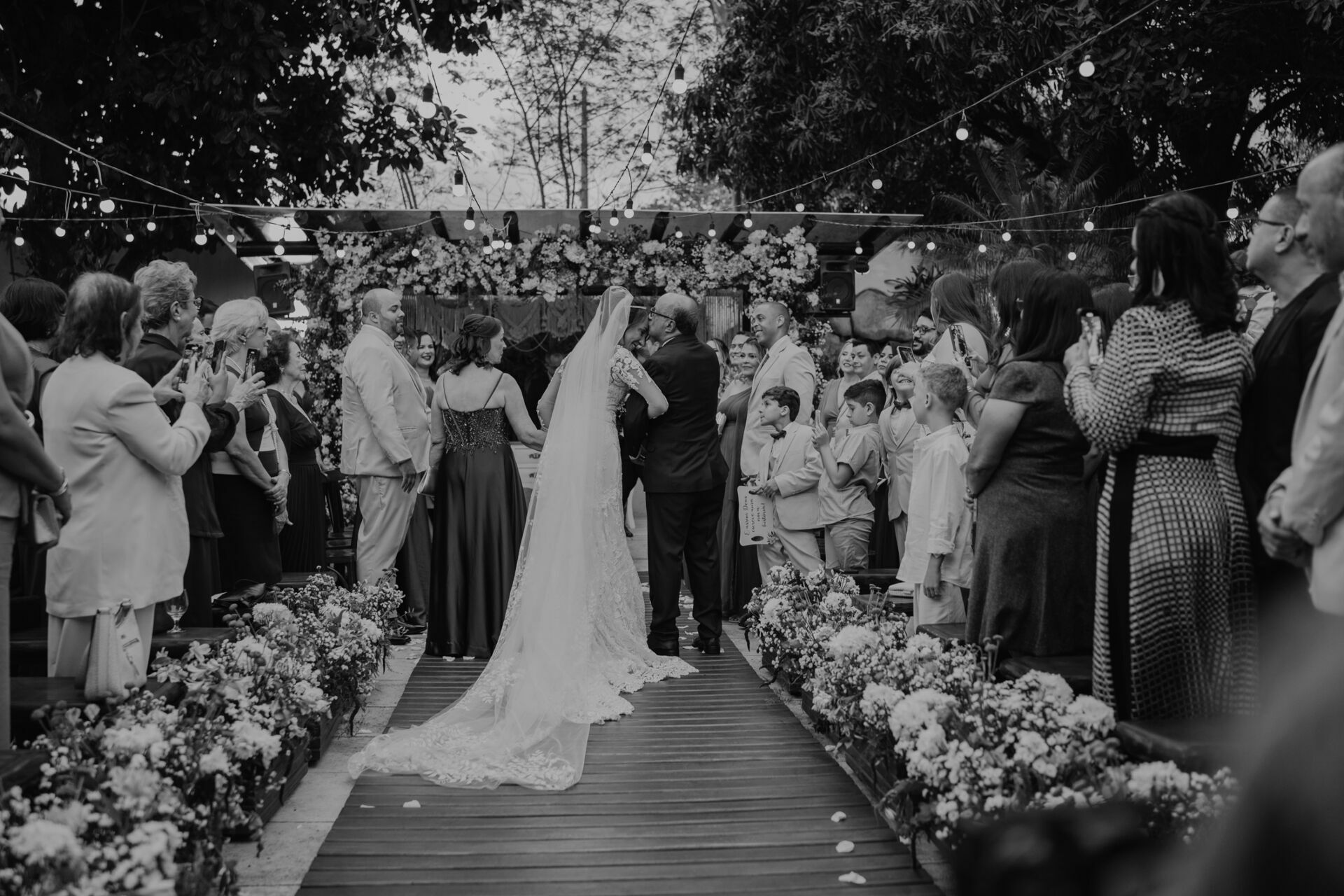 Foto FERNANDA E WESCLEY, CASAMENTO RANCHO VELHO - QUEIMADOS, RJ - Imagem 95