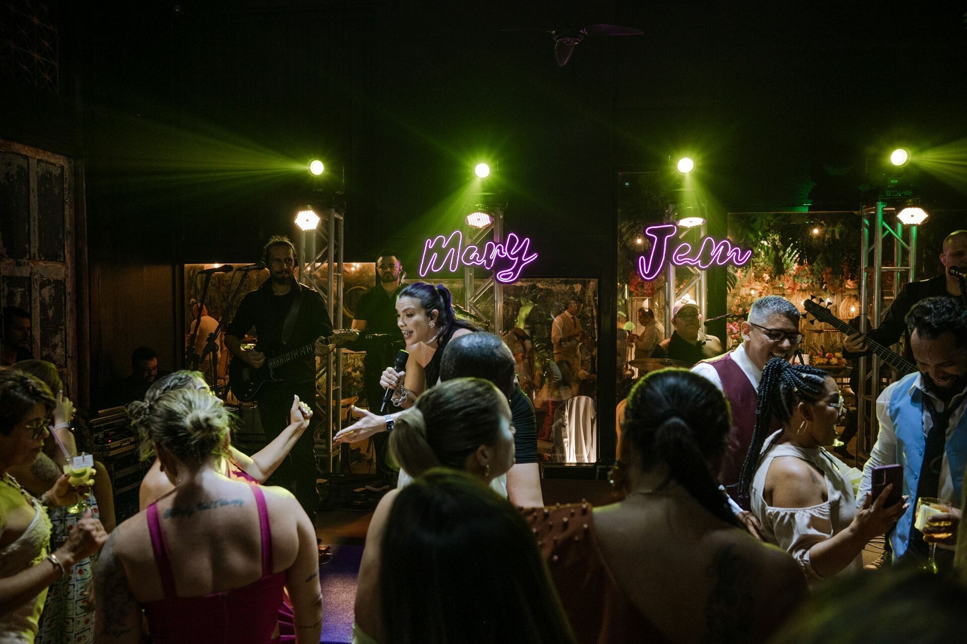 Foto CASAMENTO DAVI E MARCELO, CASA REI, VARGEM GRANDE - RJ Foto CASAMENTO DAVI E MARCELO, CASA REI, VARGEM GRANDE - RJ - Imagem 102