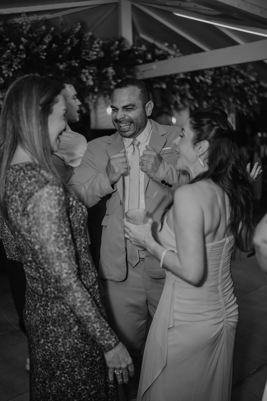 Foto Casamento Luana e Thiago, Sim do Mar, Ilha 8 - Praia da Reserva, RJ  - Imagem 41