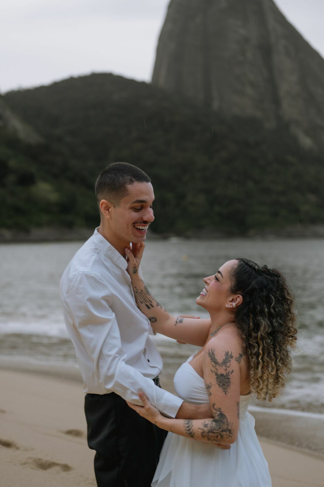 Foto Pré Casamento Ju e Luiz, Copacabana e Praia Vermelha - RJ - Imagem 32